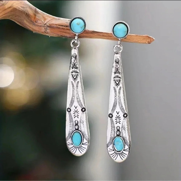 1 LEFT! Bohemian Silver Turquoise Teardrop Earrings - Picture 2 of 4